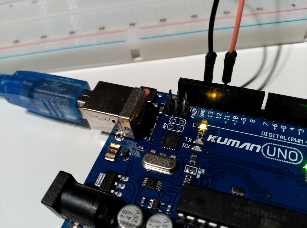 Circuito de encendido de LED: conexión a la placa